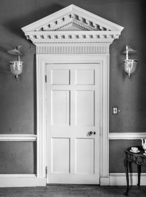 Dining room doorway, 1786